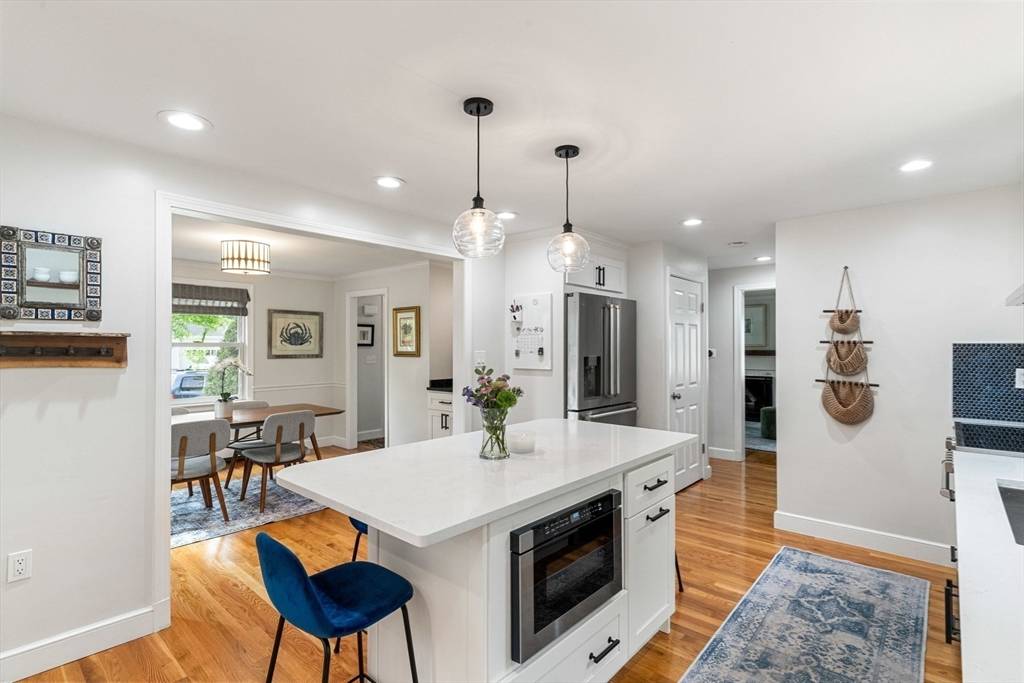 Milton, MA 02186,50 Badger Cir.