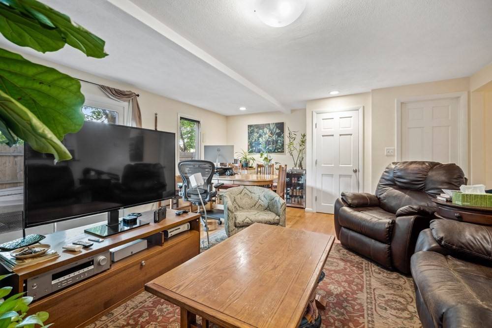 Somerville, MA 02144,55 Waterhouse Street #55