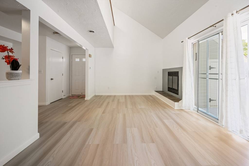 203 Lake St #42 Weymouth, MA 02189