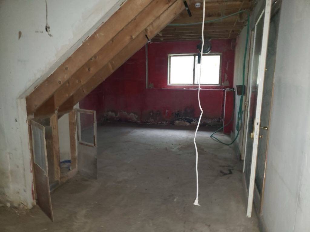 31 Sturbridge Rd Brimfield, MA 01010