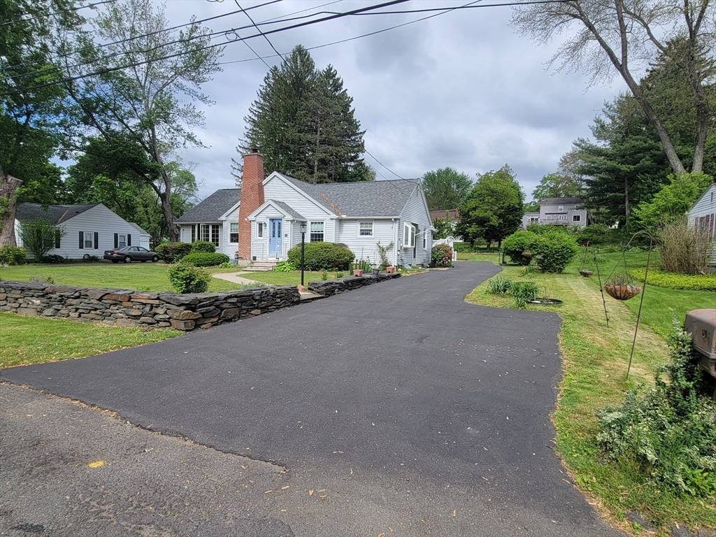 South Hadley, MA 01075,24 Charon Terrace