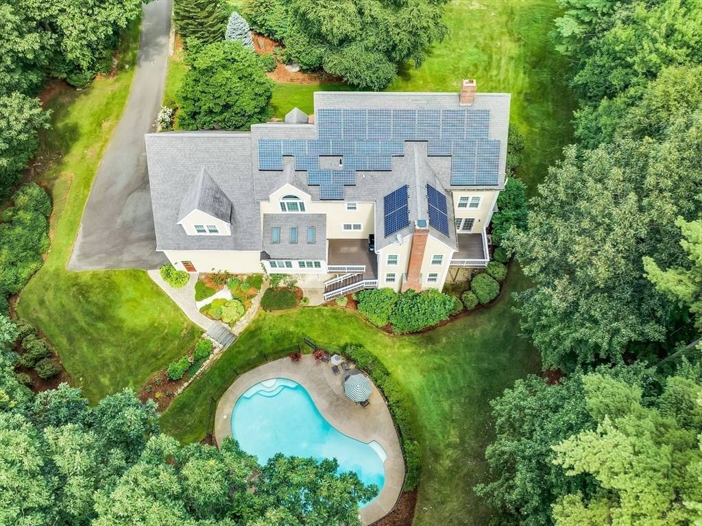 Hopkinton, MA 01748,60 Wedgewood Drive
