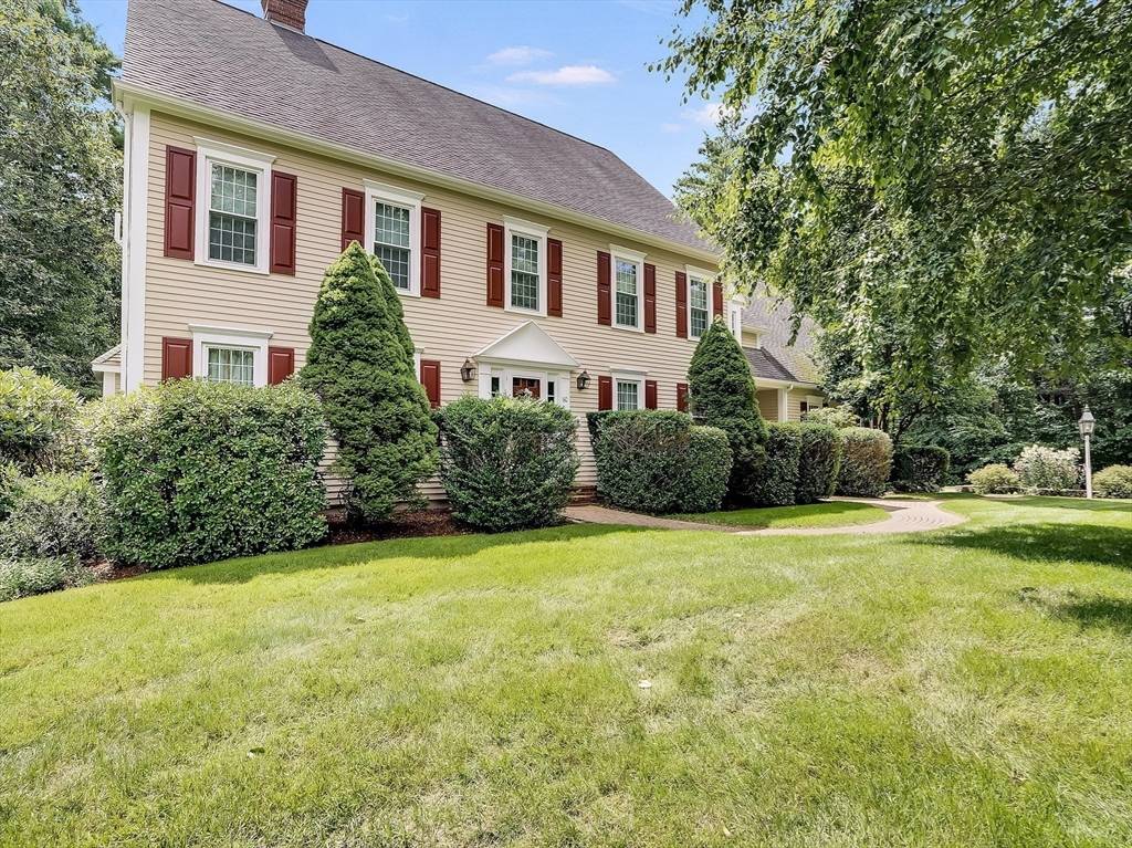 Hopkinton, MA 01748,60 Wedgewood Drive