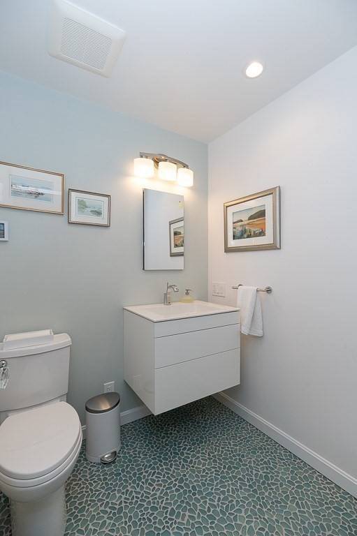 17 Raven Ln #2-B Gloucester, MA 01930