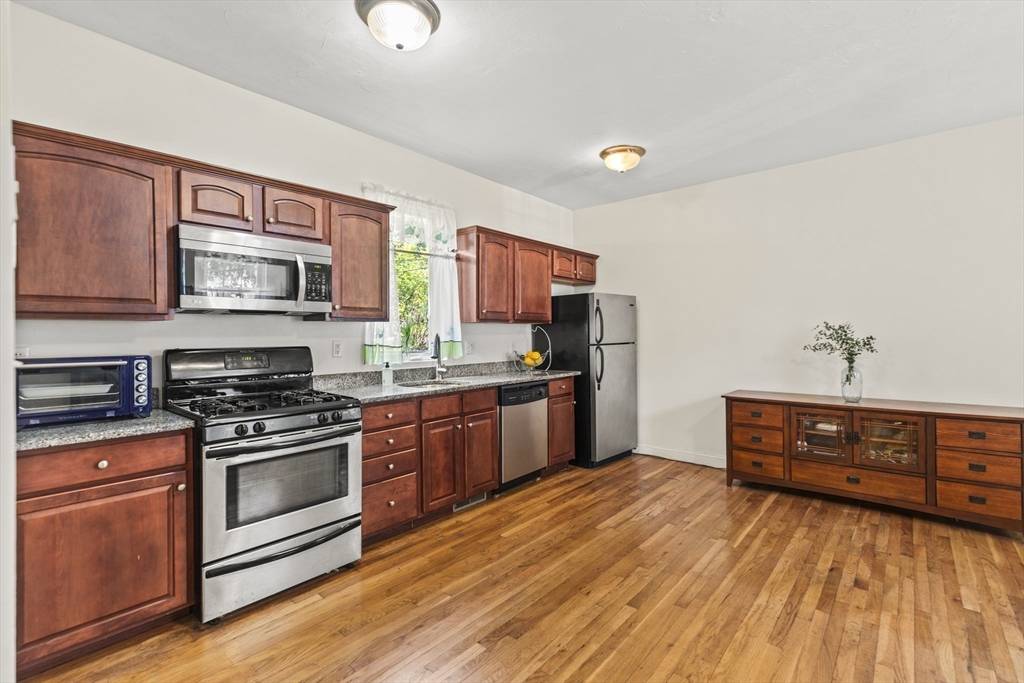 Boston, MA 02119,4-6 Marcella St #2