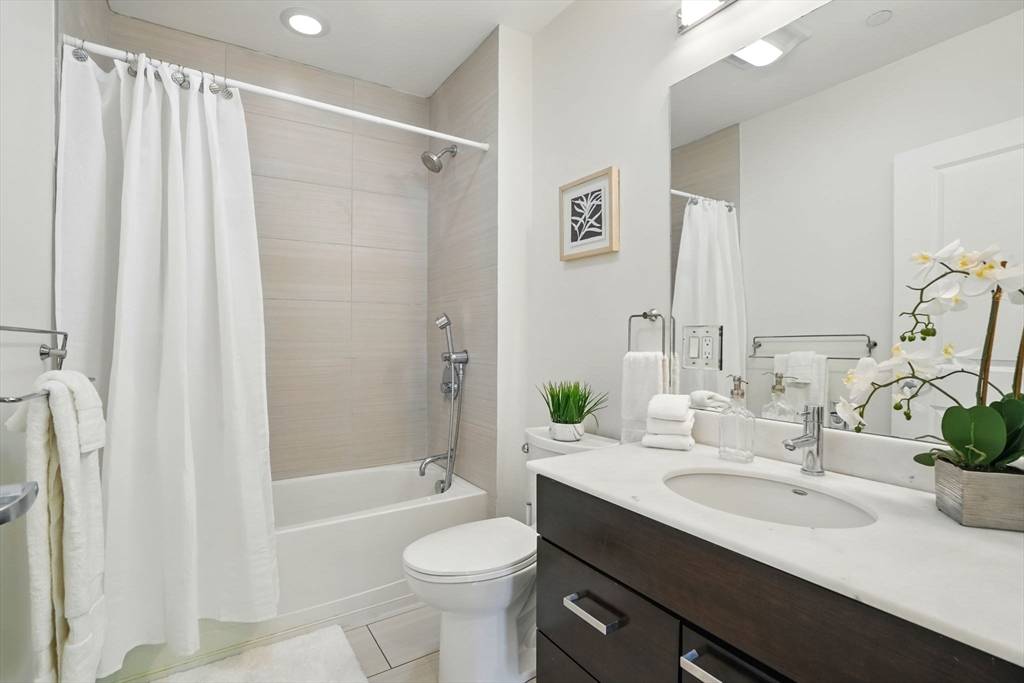 65 Beacon #303 Somerville, MA 02143