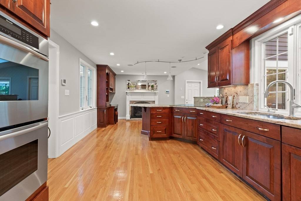 49 James Road Reading, MA 01867