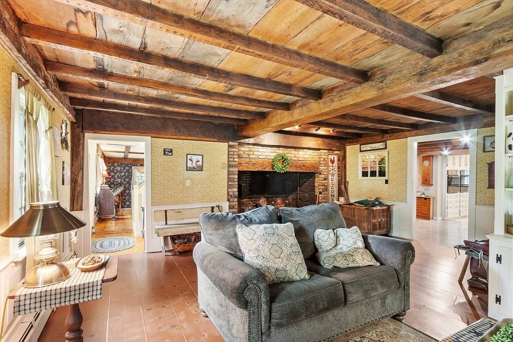 Groveland, MA 01834,10 Garrison St