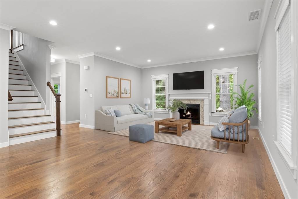 15 Village Lane #15 Wayland, MA 01778