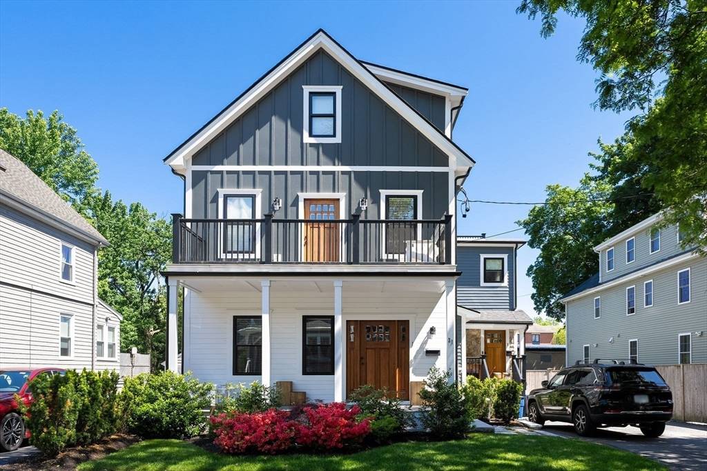 Arlington, MA 02474,31 Henderson St #1