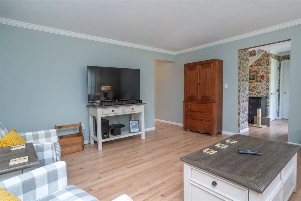 5 Maudsley View Ln Amesbury, MA 01913