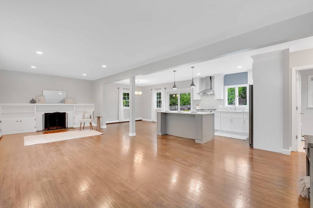 Longmeadow, MA 01106,63 Bel Air Dr