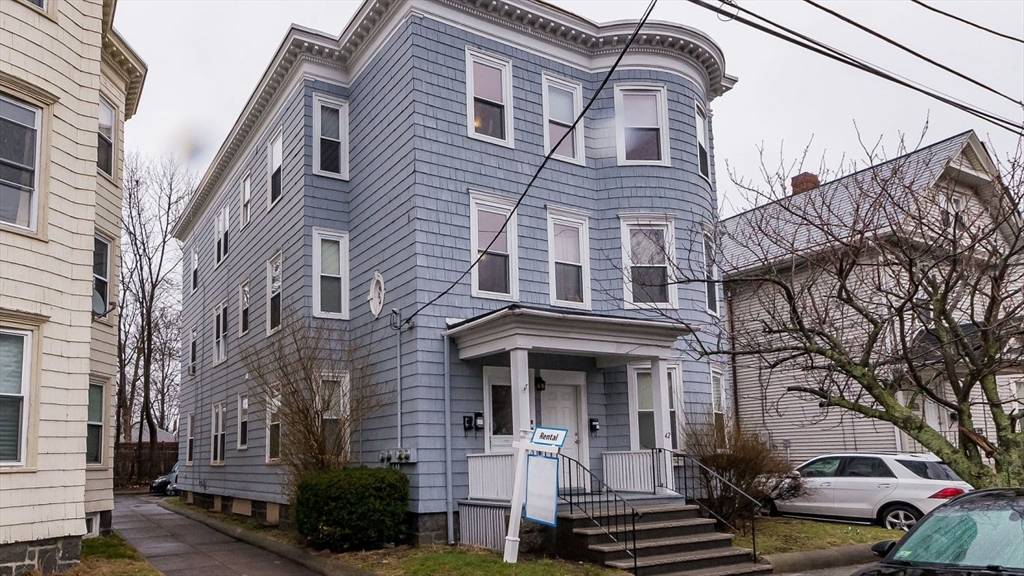 Lynn, MA 01902,40-42 Cherry Street #3