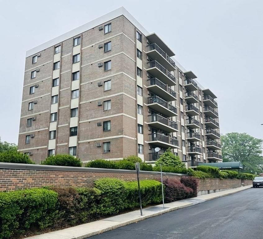 Watertown, MA 02472,10 Williams #39