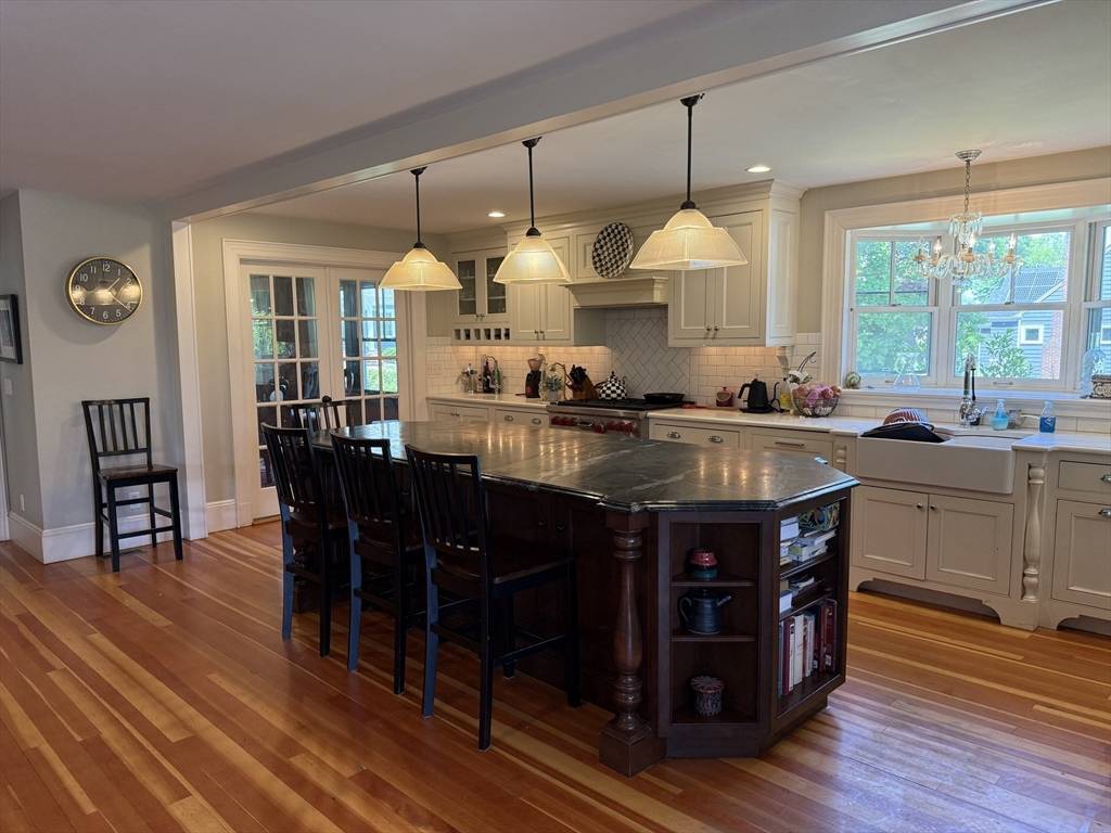69 Prospect St Dartmouth, MA 02748