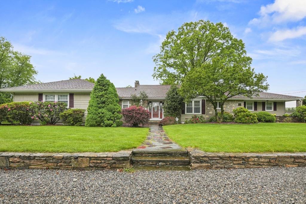 Grafton, MA 01536,1 Vincent Road