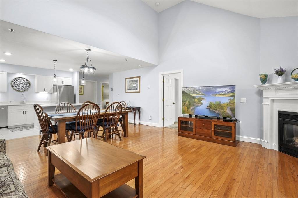 West Boylston, MA 01583,179 Hillside Village Drive #179