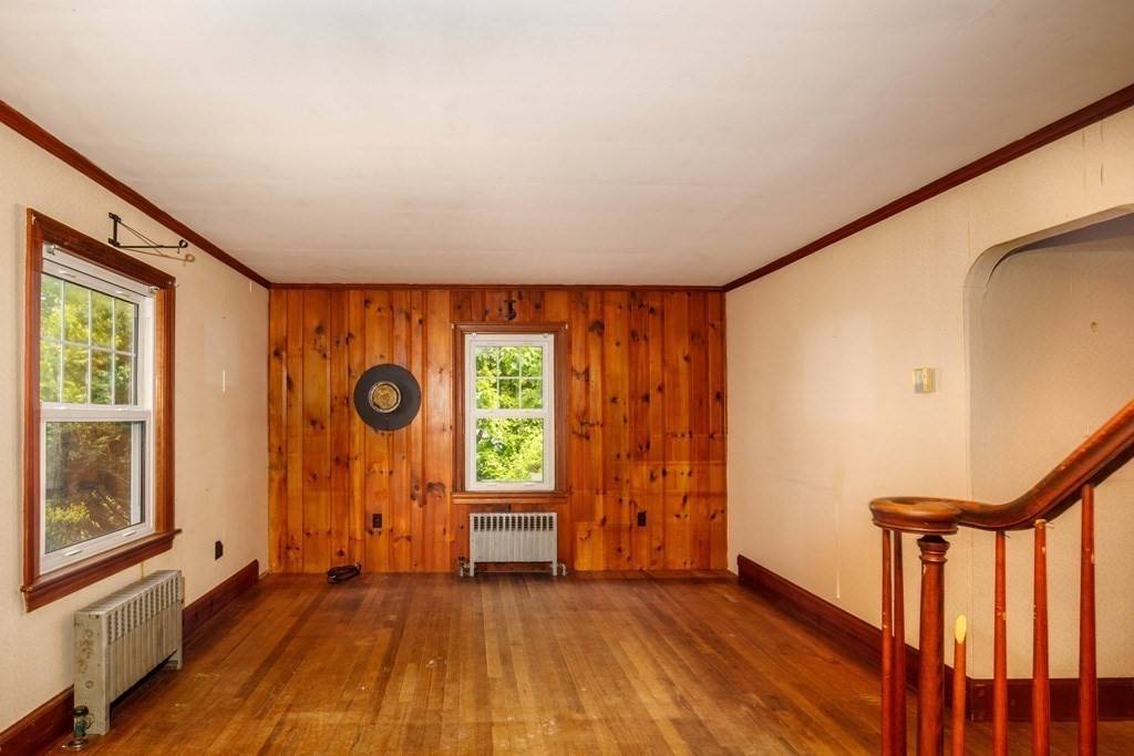 Ashburnham, MA 01430,326 Lake Road