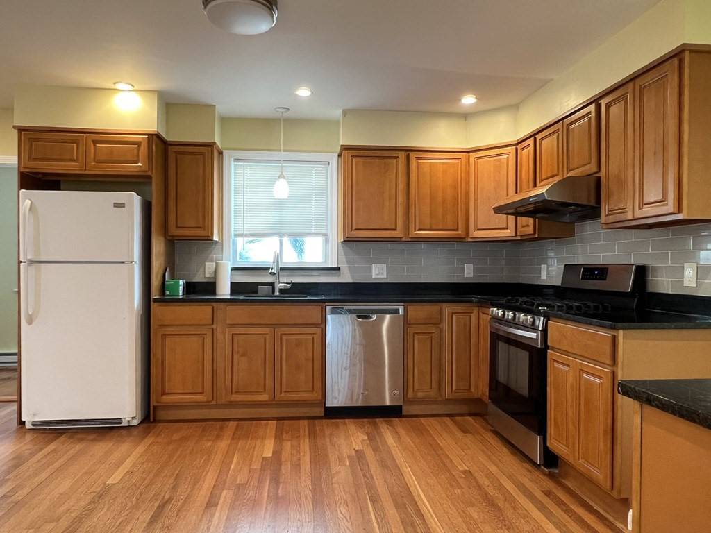 Quincy, MA 02171,59 Atlantic St #59