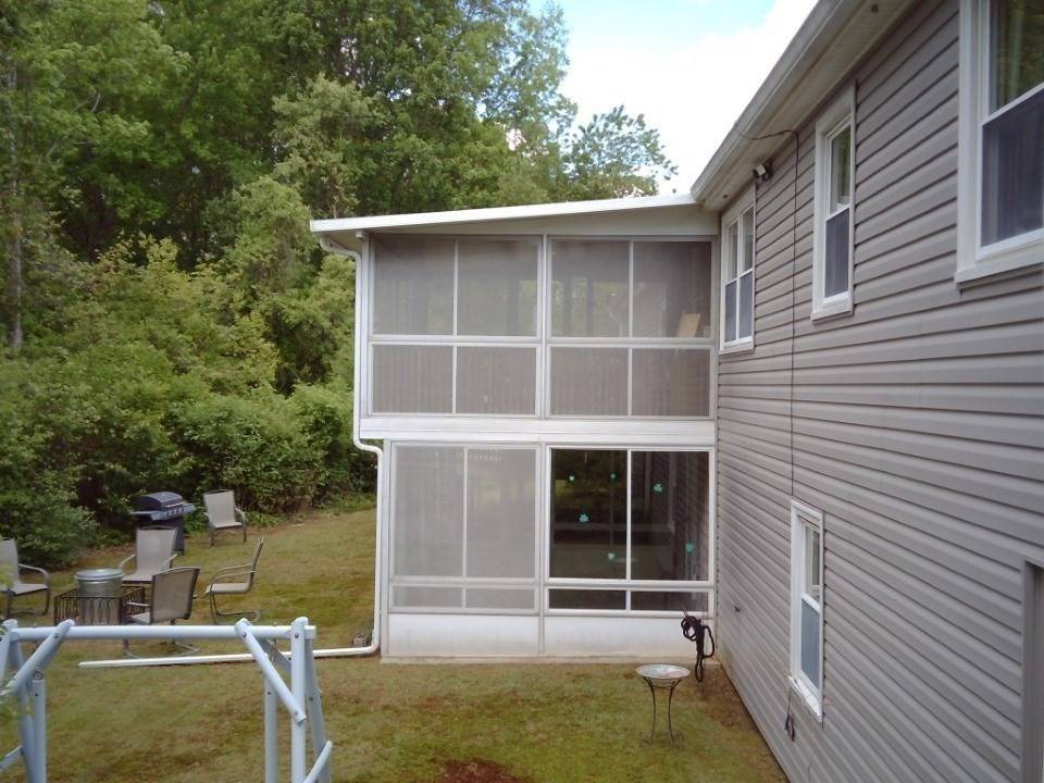 Taunton, MA 02718,625 Middleboro Ave