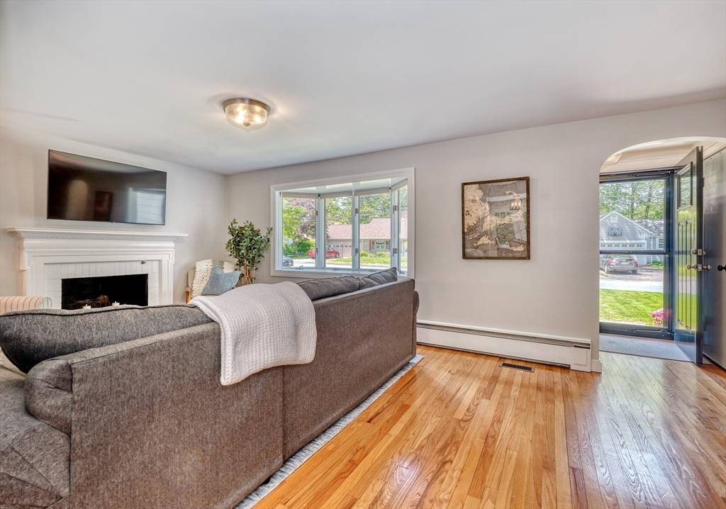 78 Croft Regis Road Westwood, MA 02090