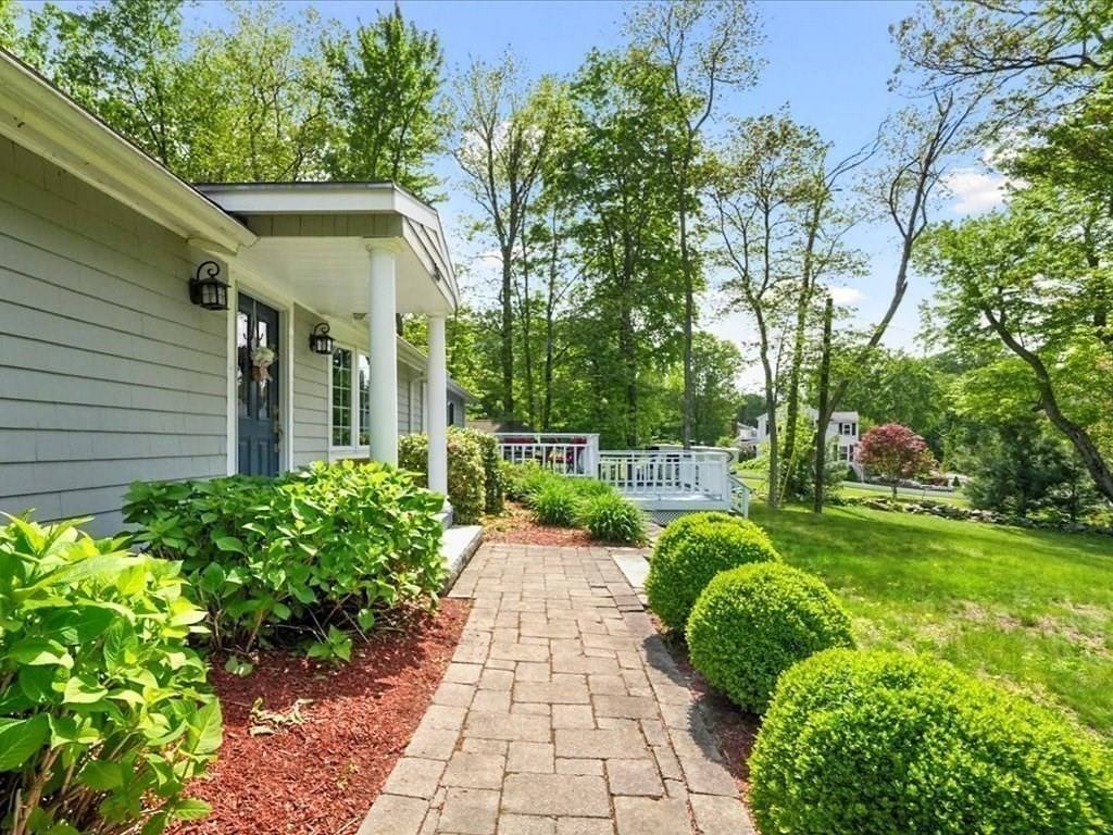 Ashland, MA 01721,216 Oregon Rd