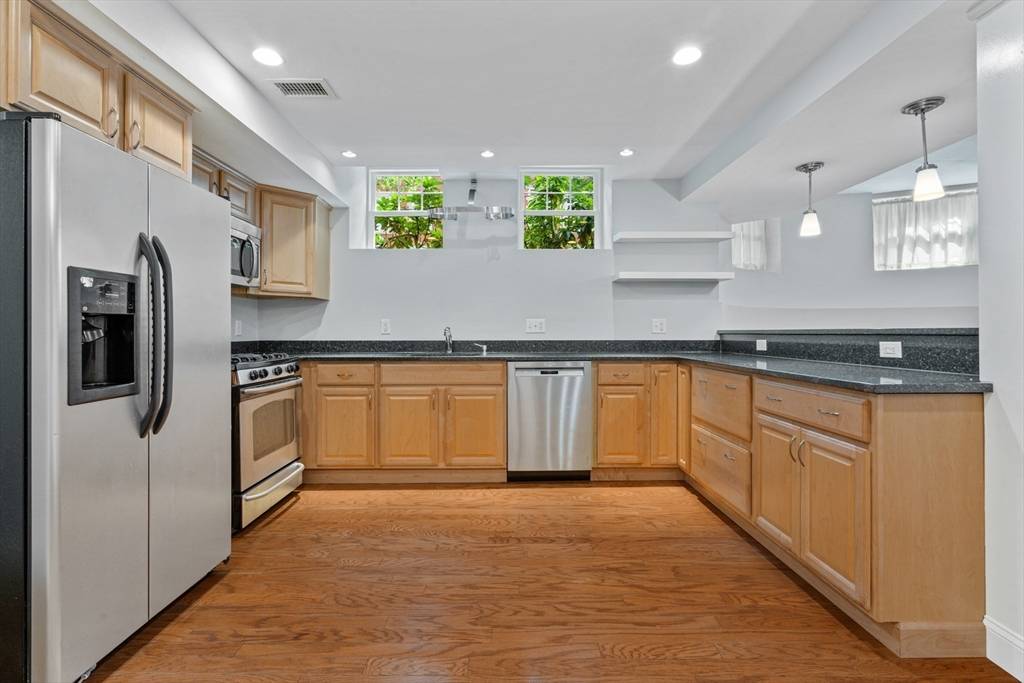 Brookline, MA 02445,15 Strathmore Rd #A