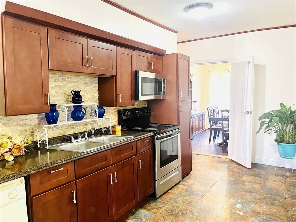 Boston, MA 02131,173 Brookway Rd