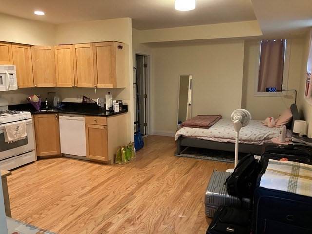 Cambridge, MA 02138,16 Chauncy Street #F