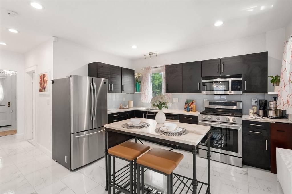 110 Bigelow St Boston, MA 02135