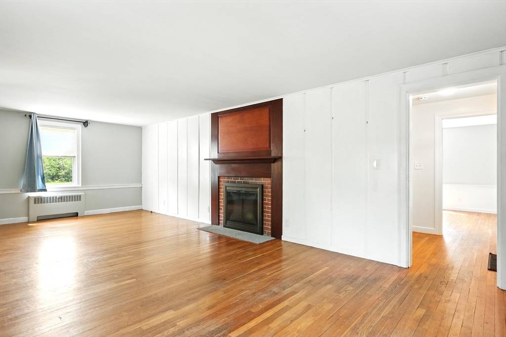 Greenfield, MA 01301,362 Log Plain Road