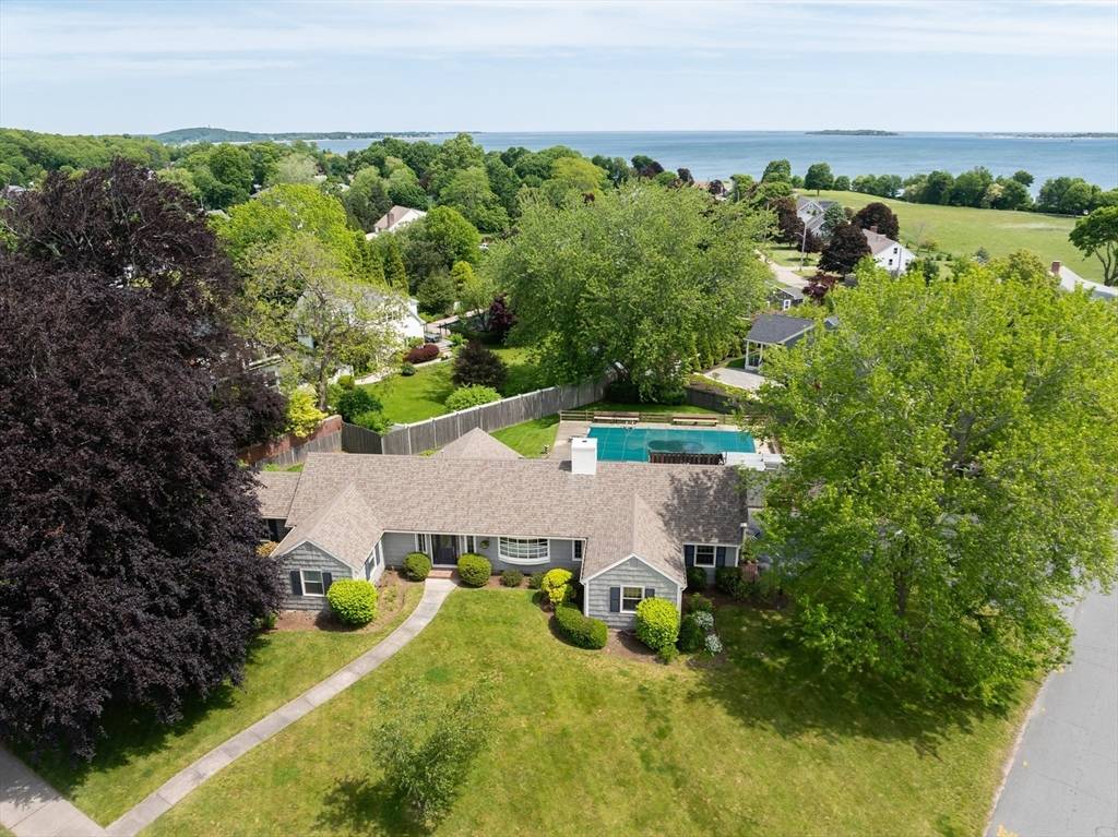 Plymouth, MA 02360,253 Court St