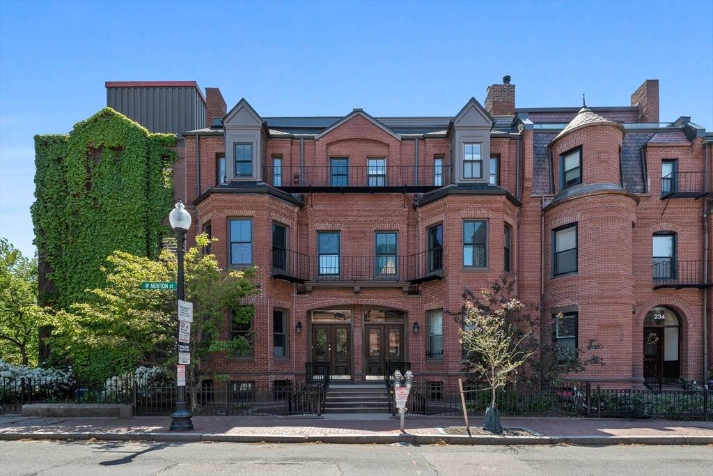 Boston, MA 02116,230-232 W Newton Street #B
