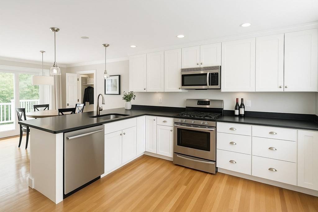 Arlington, MA 02474,62 Oak Hill Dr