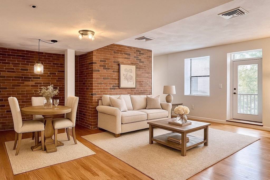 Quincy, MA 02169,155 Kendrick Ave #306