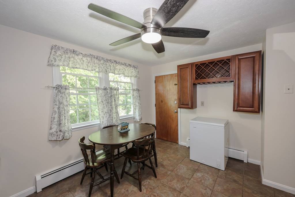 Haverhill, MA 01835,3 Myles Standish Dr #8