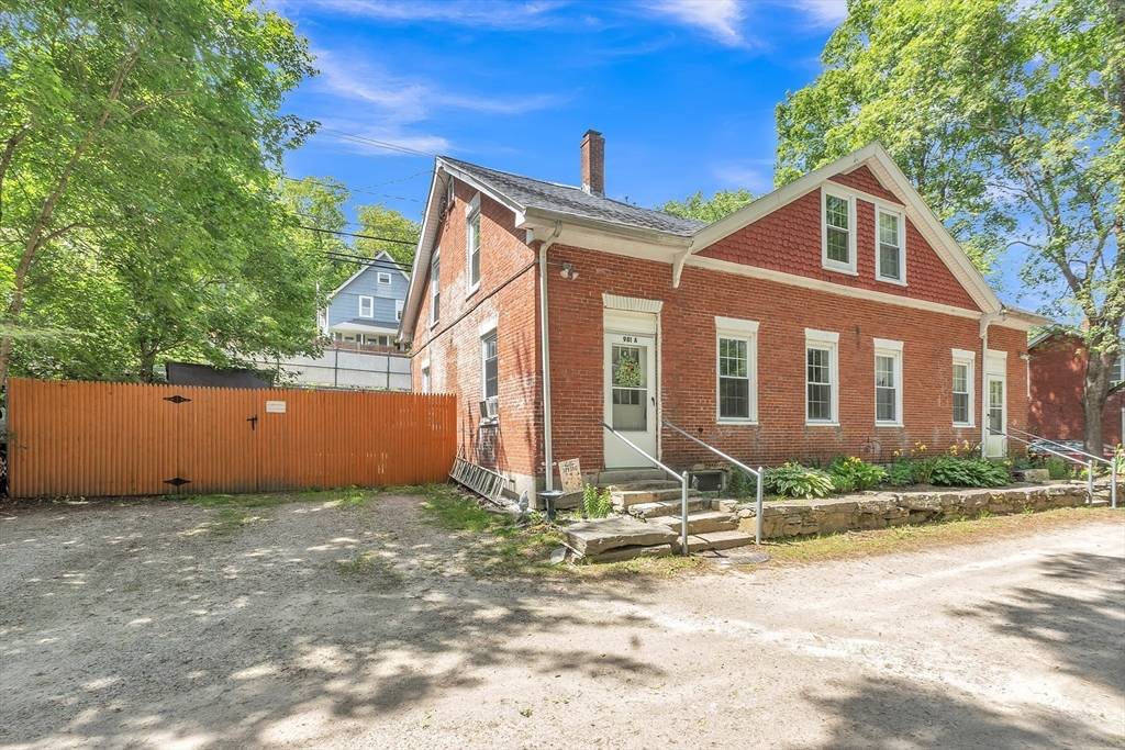 Thompson, CT 06255,981 Riverside Dr