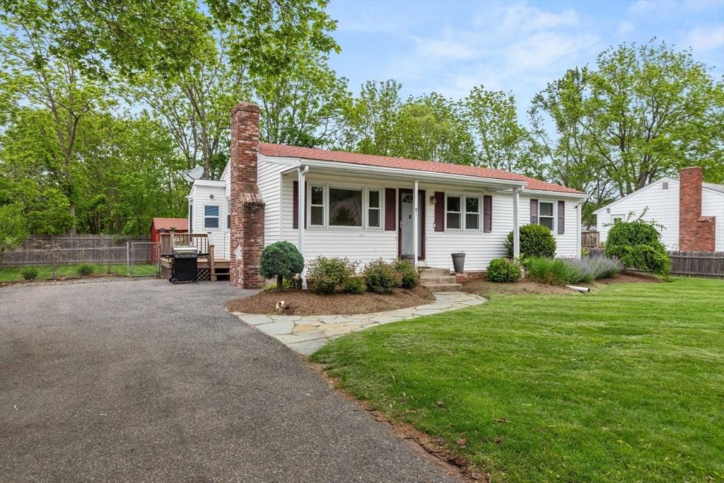 Attleboro, MA 02703,91 Brown St
