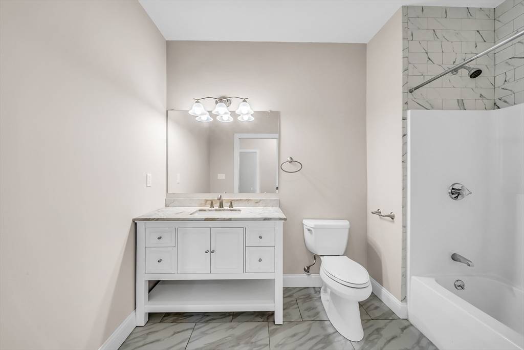 966 Hyde Park Ave #301 Boston, MA 02136