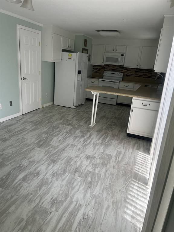 56 Granby Hts #56 Granby, MA 01033