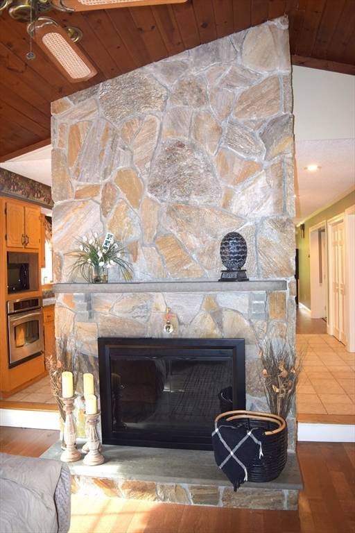 Dighton, MA 02715,1820 Milk St