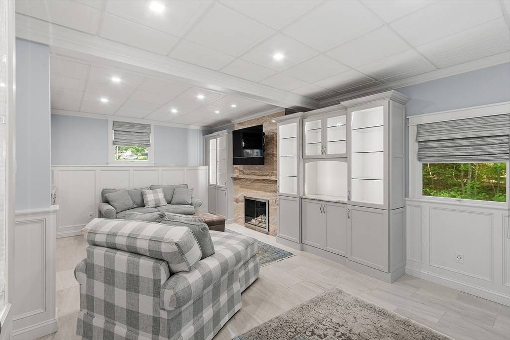 Townsend, MA 01469,43 Edward Road