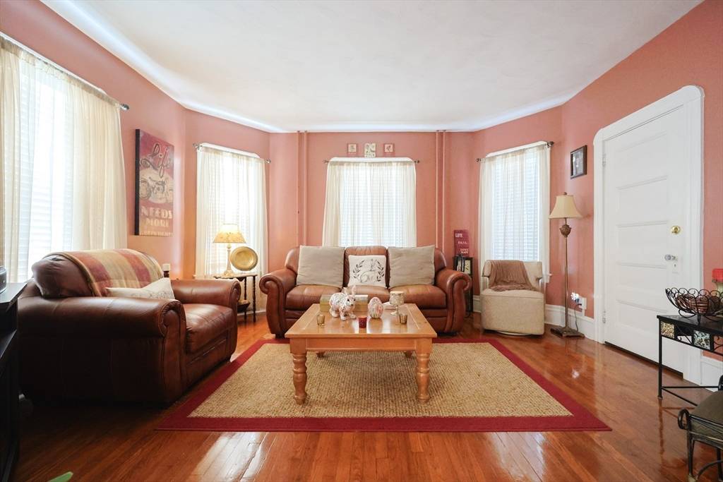 Fall River, MA 02721,168 Forest St