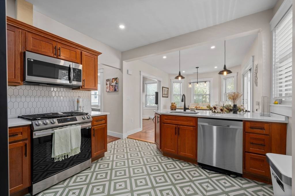 Winthrop, MA 02152,89 Hermon Street #2