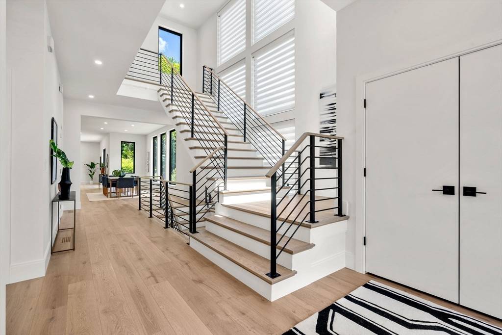 17 Prospect Hill Rd Lexington, MA 02420