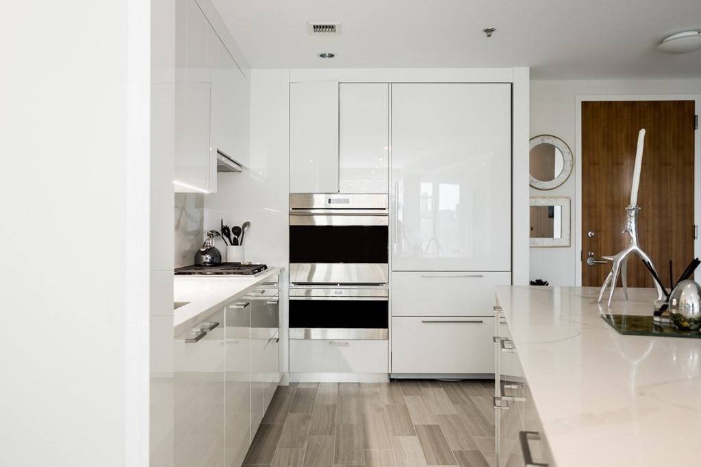Boston, MA 02111,580 Washington St #1214