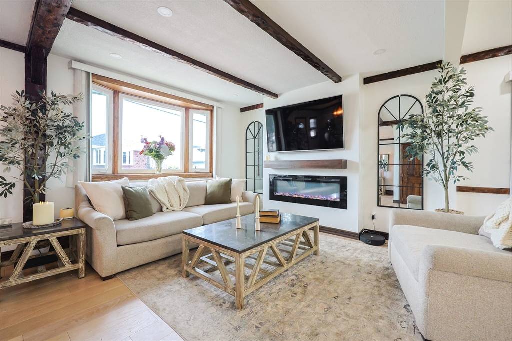Revere, MA 02151,115 Charger St