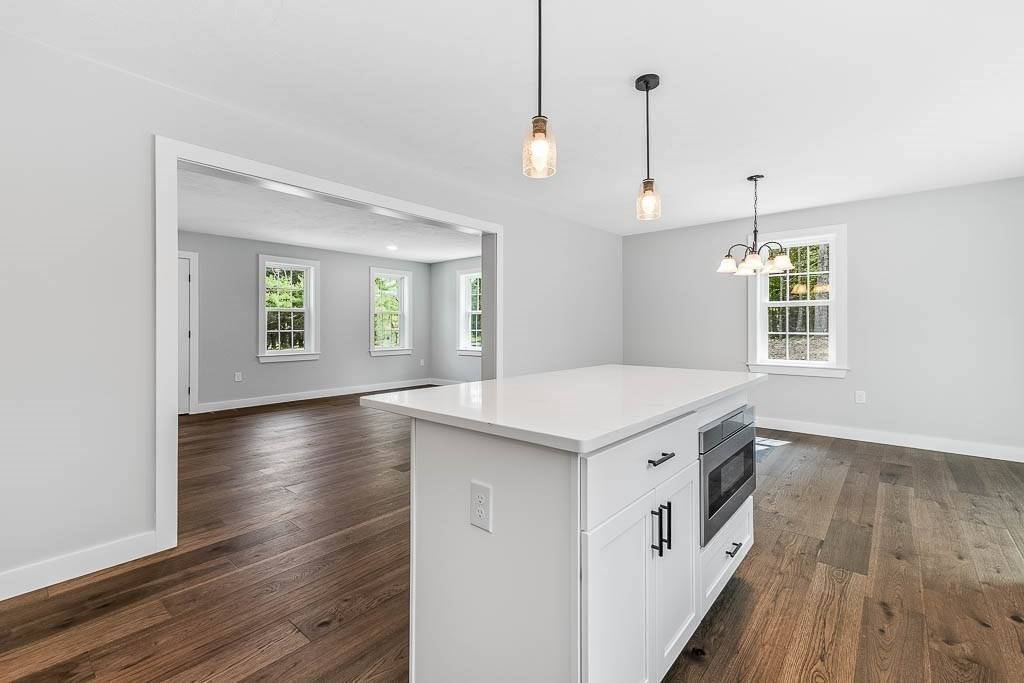 90 Howland Rd. Lakeville, MA 02347