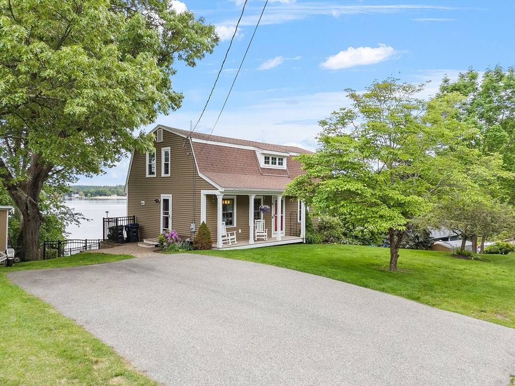 Hudson, MA 01749,4 Elizabeth Rd