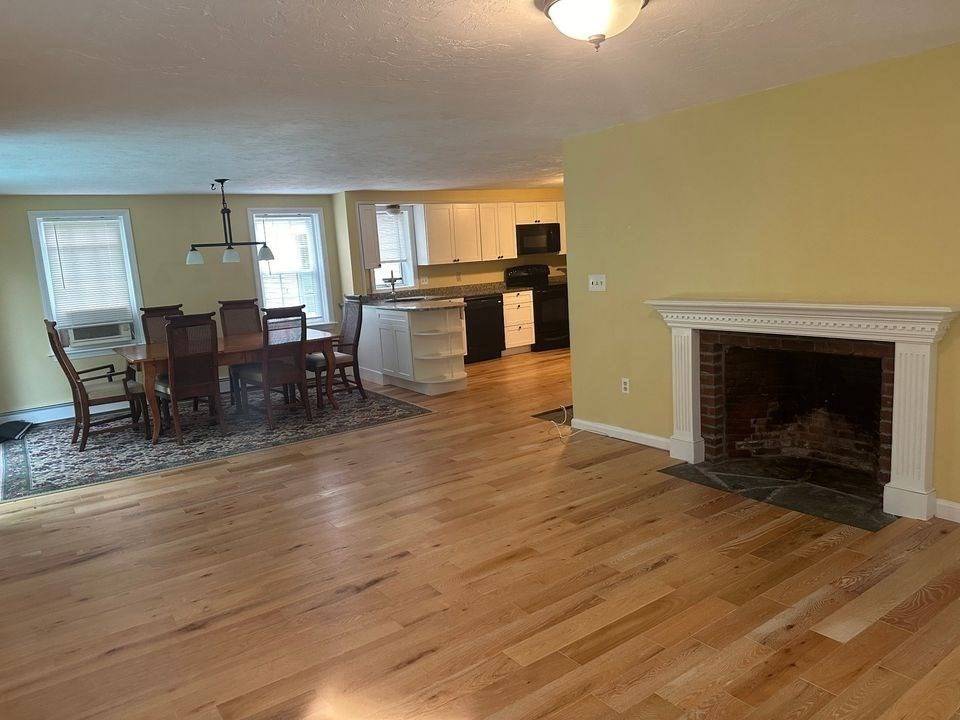 Mendon, MA 01756,95 Providence Street #A